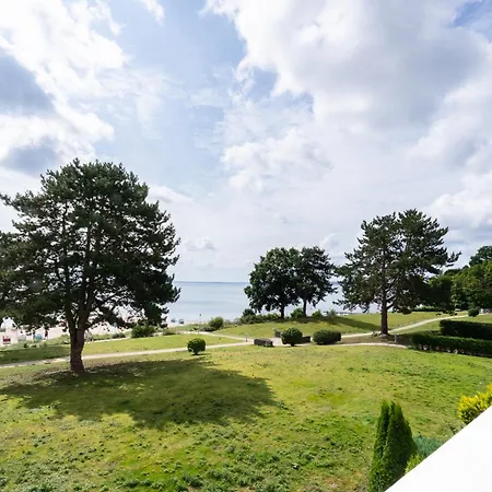 App 101 - Strandlage זירקסדורף